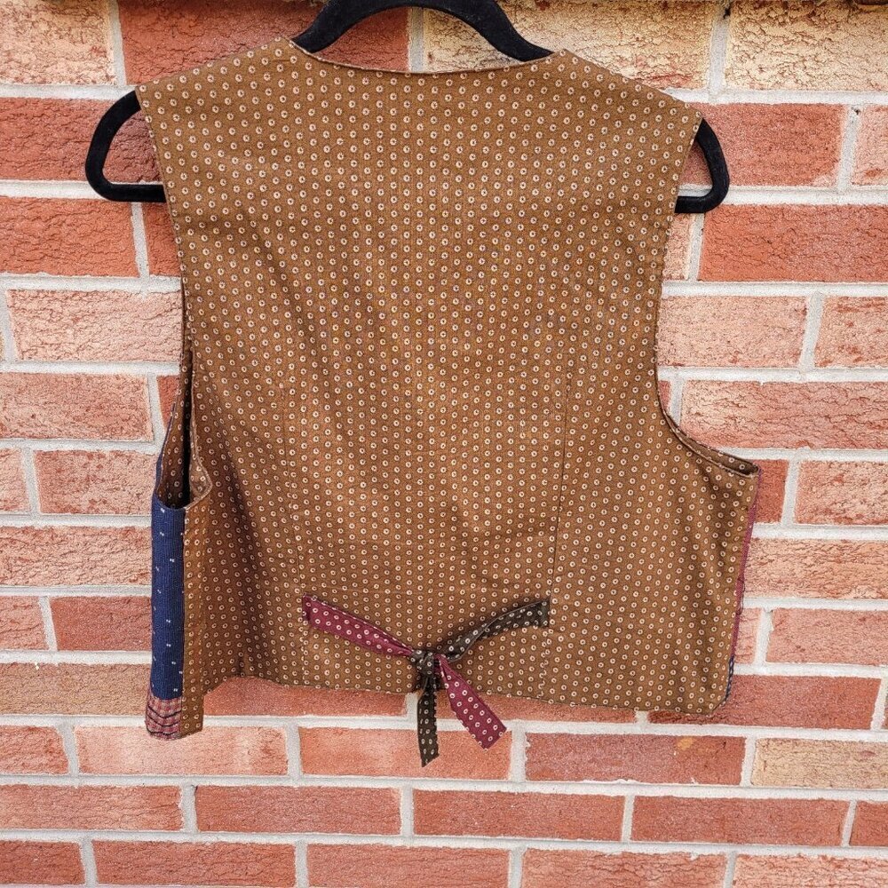 Vintage Orvis Vest Women's Size XL Tapestry Angles Christmas Holiday Made in USA - Picture 2 of 5